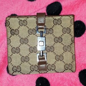 Gucci canvas womens wallet with piston lock